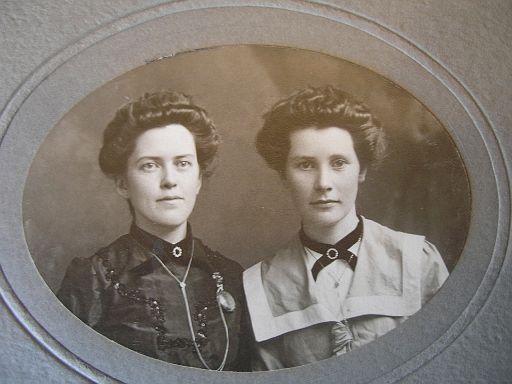 Aunt Mae and Aunt Jennie (aunts of Ina's I guess)